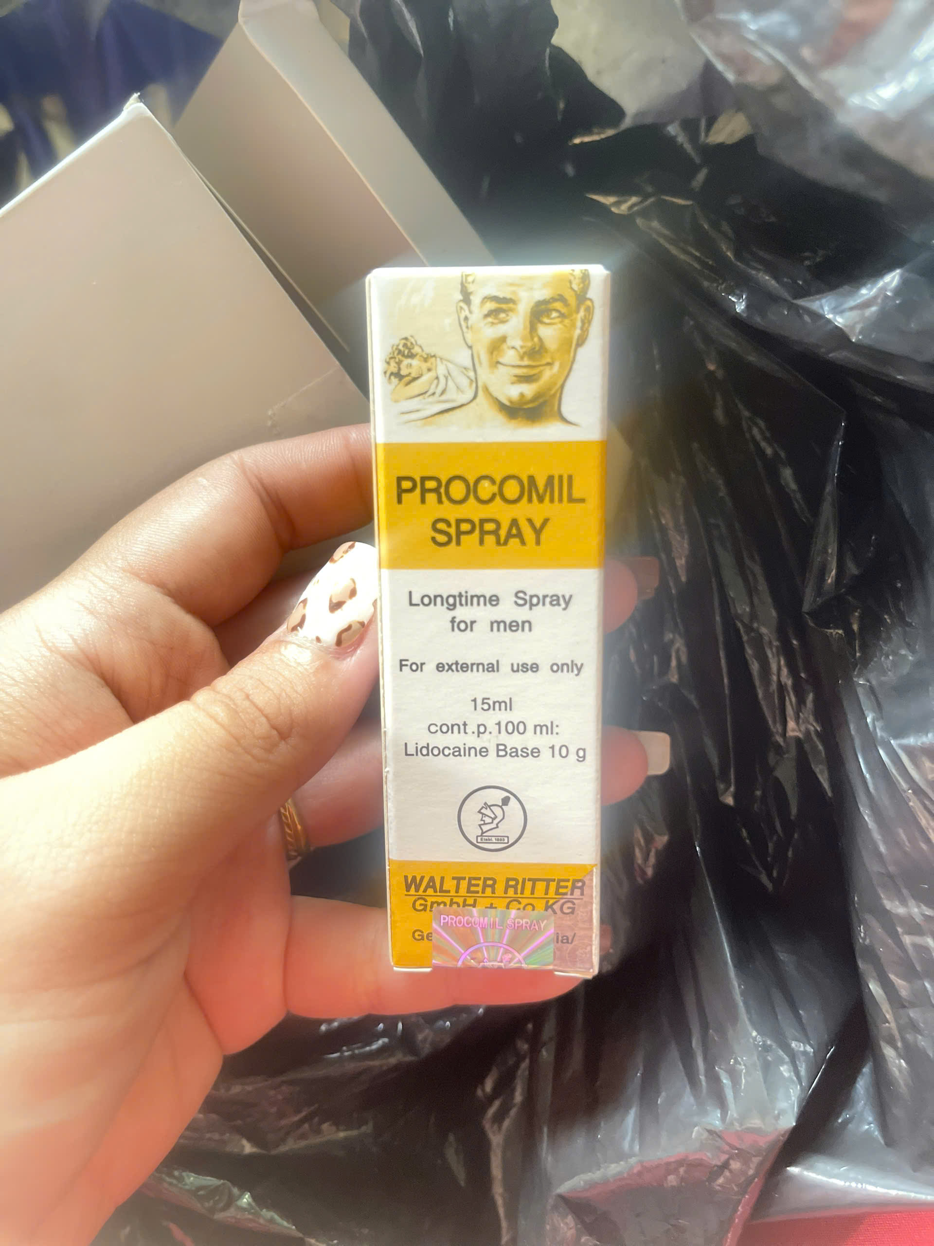 Shop Bao Cao Su Núi Lửa Chấm Nét tại Thủ Đức – Chuyên Thuốc Xịt Kéo Dài Quan Hệ Cho Nam